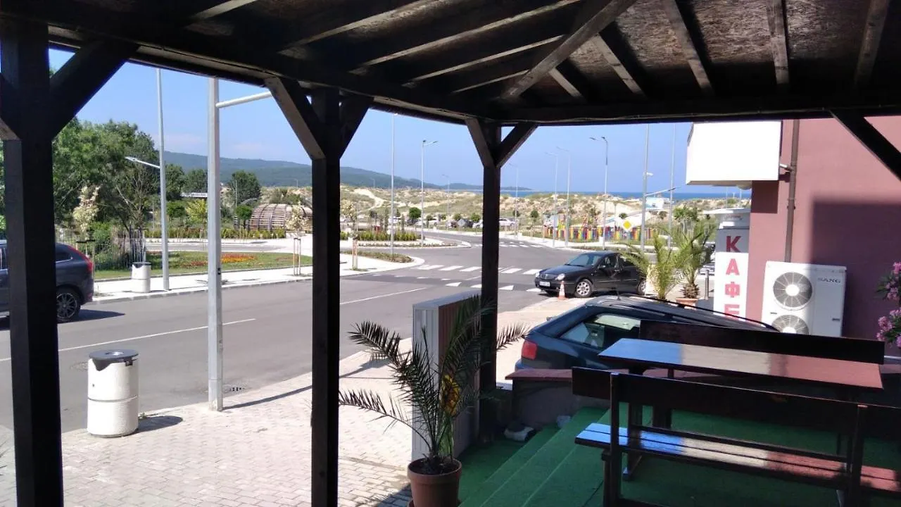 Guest Rooms Venera Primorsko