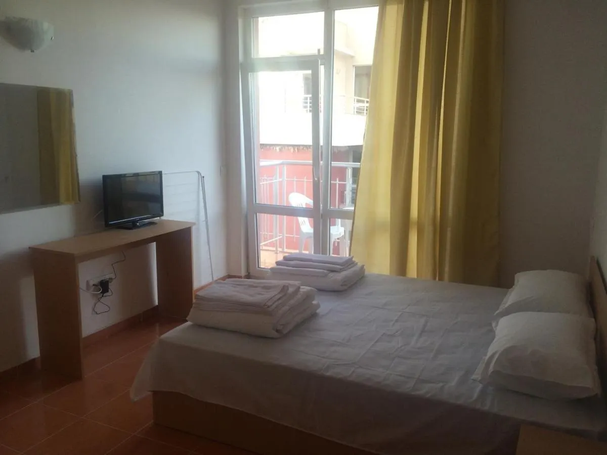 Guest Rooms Venera Primorsko Guest house