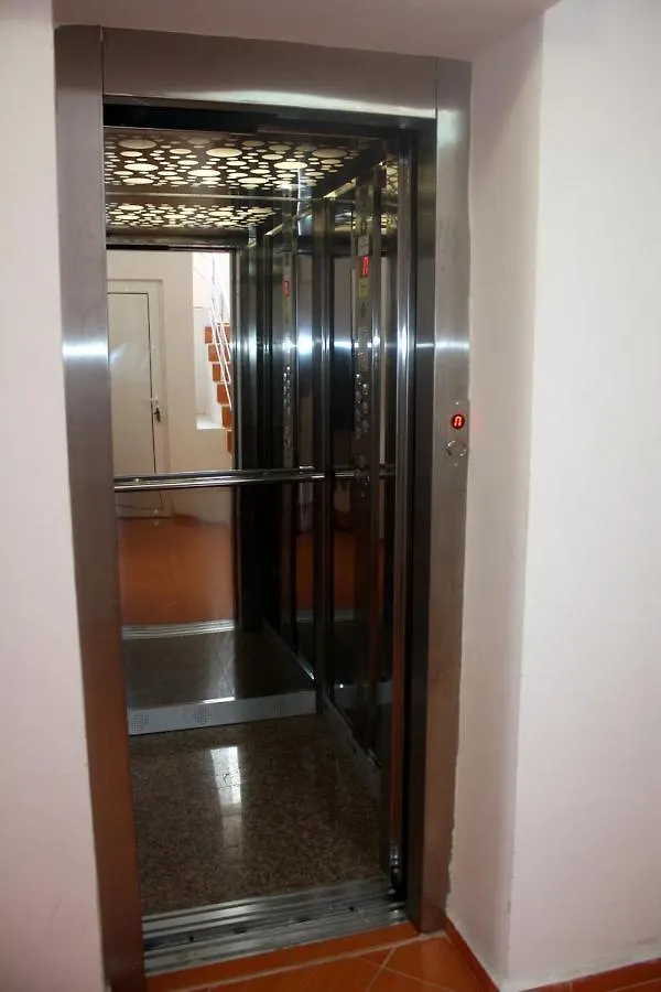 Guest Rooms Venera Primorsko Bulgaria