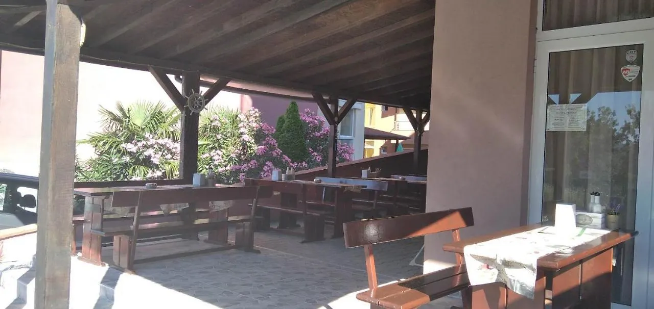 Guest Rooms Venera Primorsko